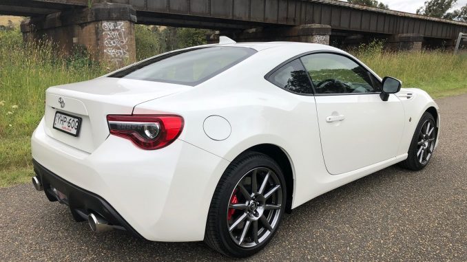 toyota 86 side rear