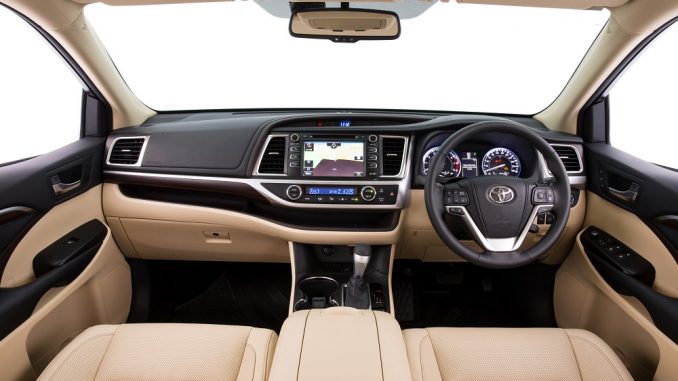 2018 Toyota Kluger Grande interior