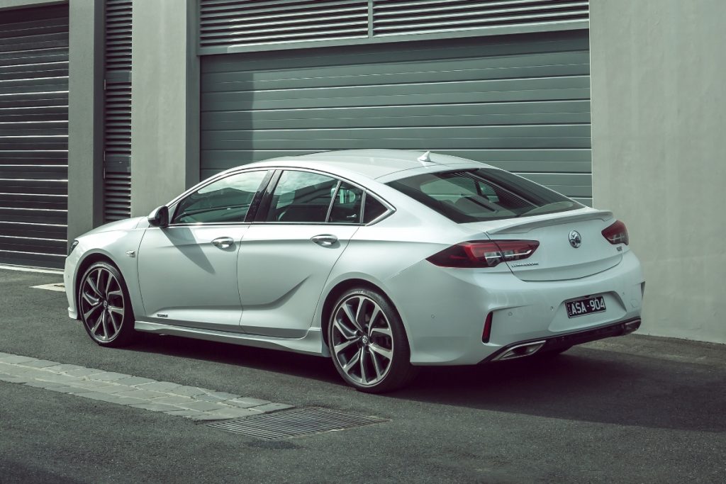 2018 Holden Calais V rear