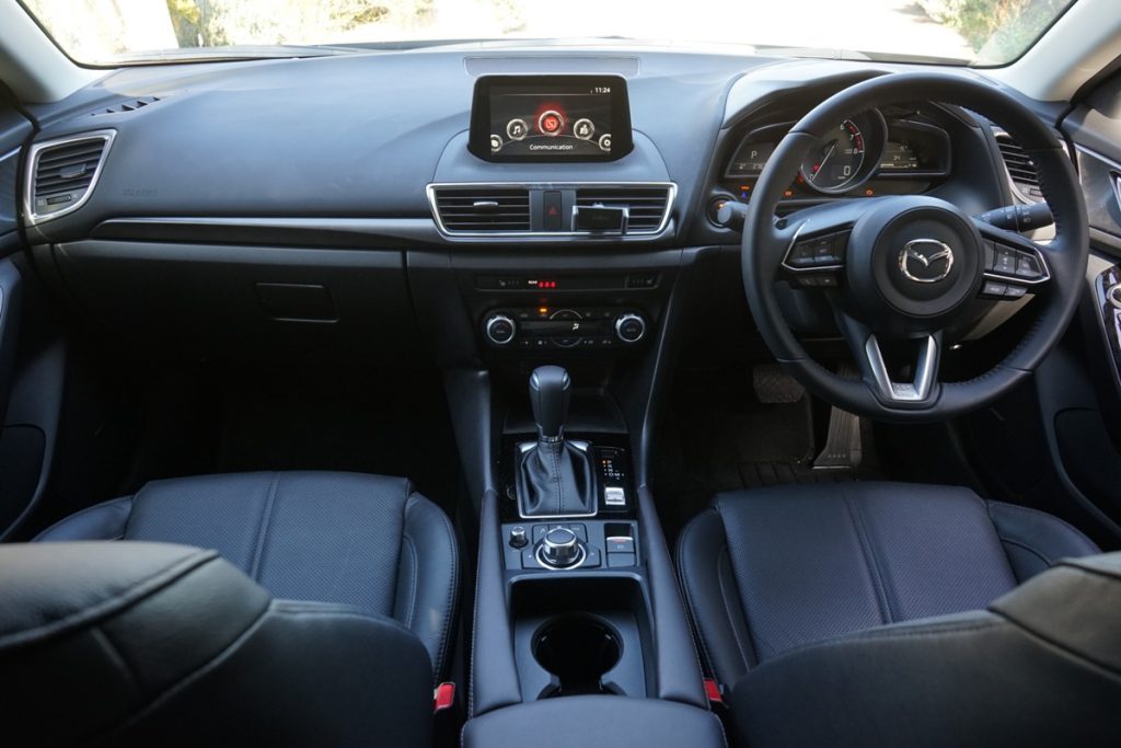 2018 Mazda3 SP25 Astina interior