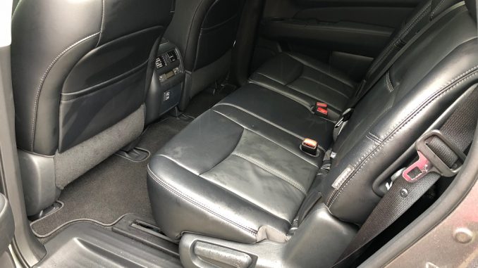 2018 nissan pathfinder rear seat