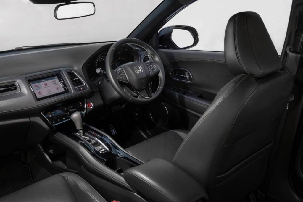 2019 Honda HR-V RS interior